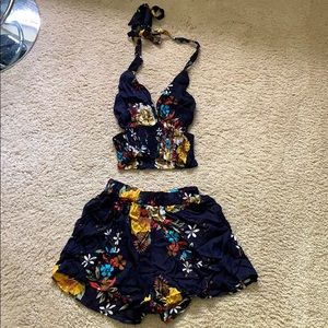 NEVER WORN 2 piece matching set
